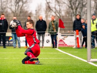 Heta matcher och tabelltopp i polska fotbollsligan illustration